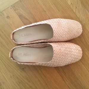 St. Agni Agnese woven flat